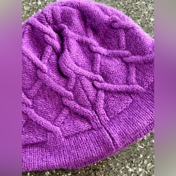 Patagonia Merino Wool Coastal Cable Knit Beanie Reversible Winter Outdoor Snow - Picture 5 of 10